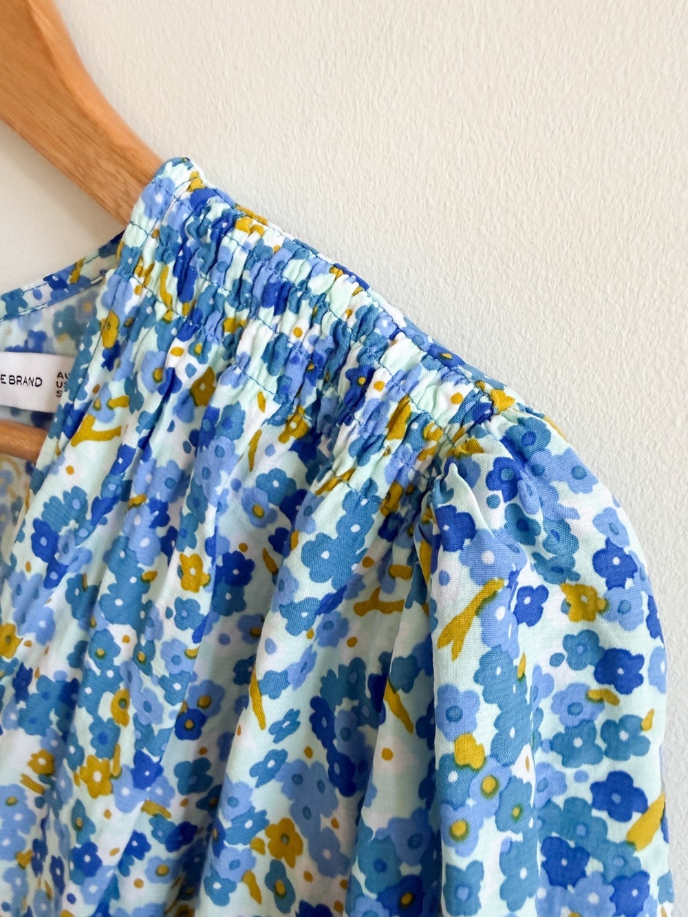 FAITHFULL THE BRAND • Bellavista Midi Dress in Lou Floral Print Blue - Picture 5 of 16